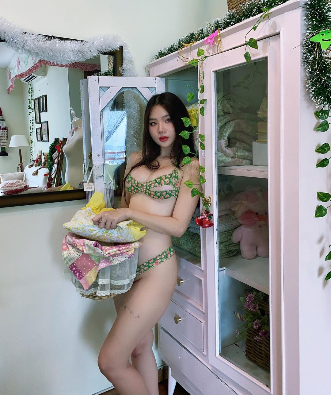 Ảnh 18+ Gái Xinh Instagram Thanh Nhàn Nguyễn th.nhan.ng – Onlyfans Leak
