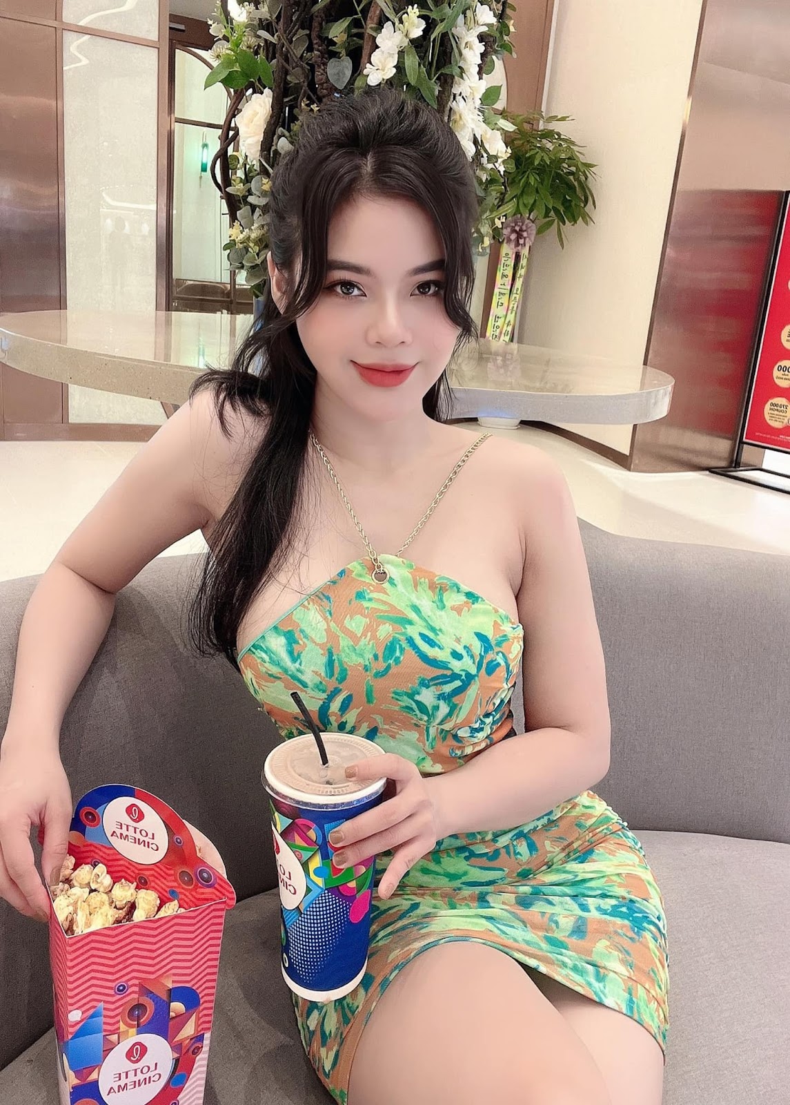 Ảnh Gái Xinh Instagram Loan Hoàng hoang.loan93 Loanhoang_vip