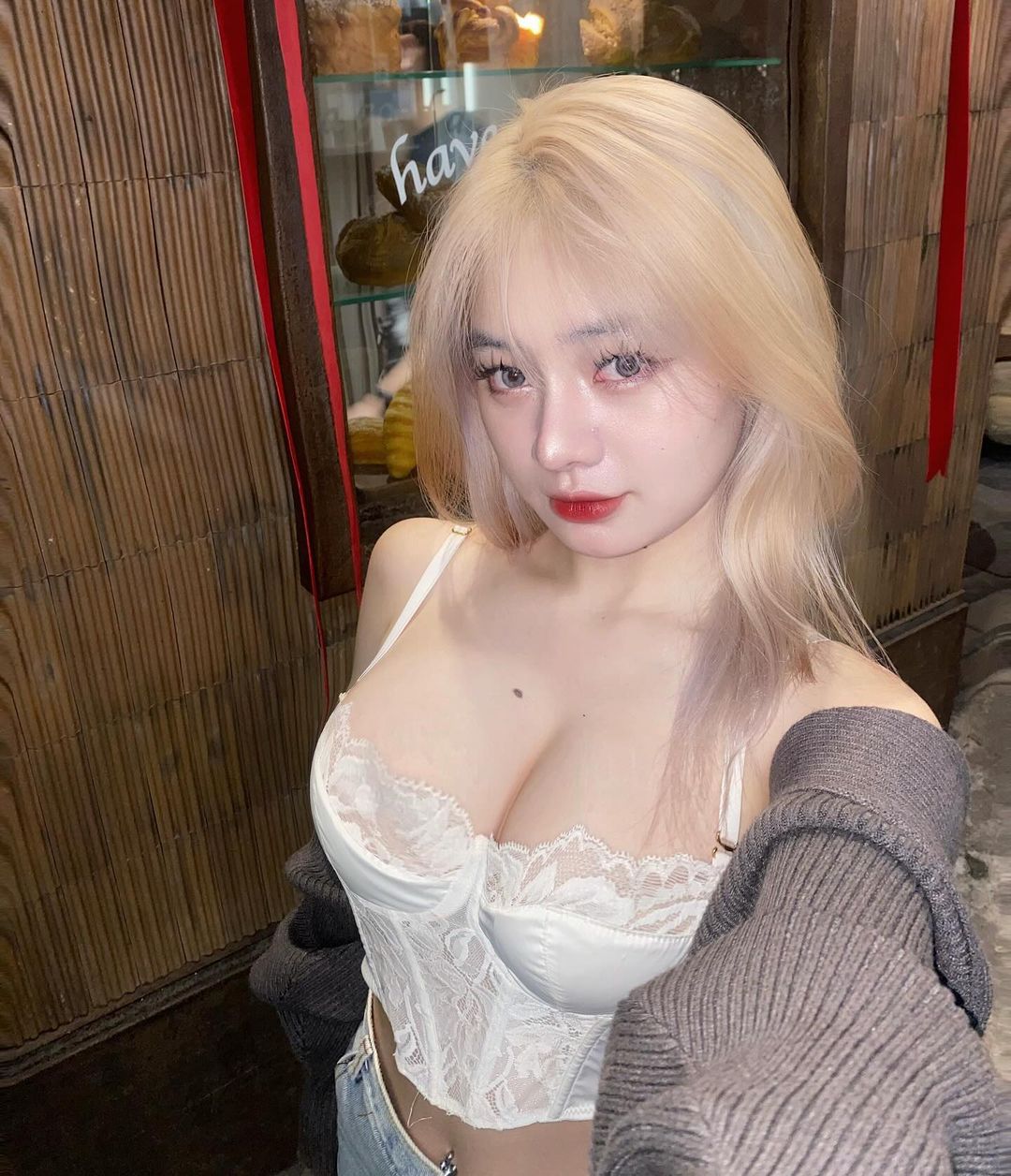 Ảnh 18+ Gái Xinh Tiktok Phạm Phương Linh linnntitxinhnhat – Onlyfans Leak