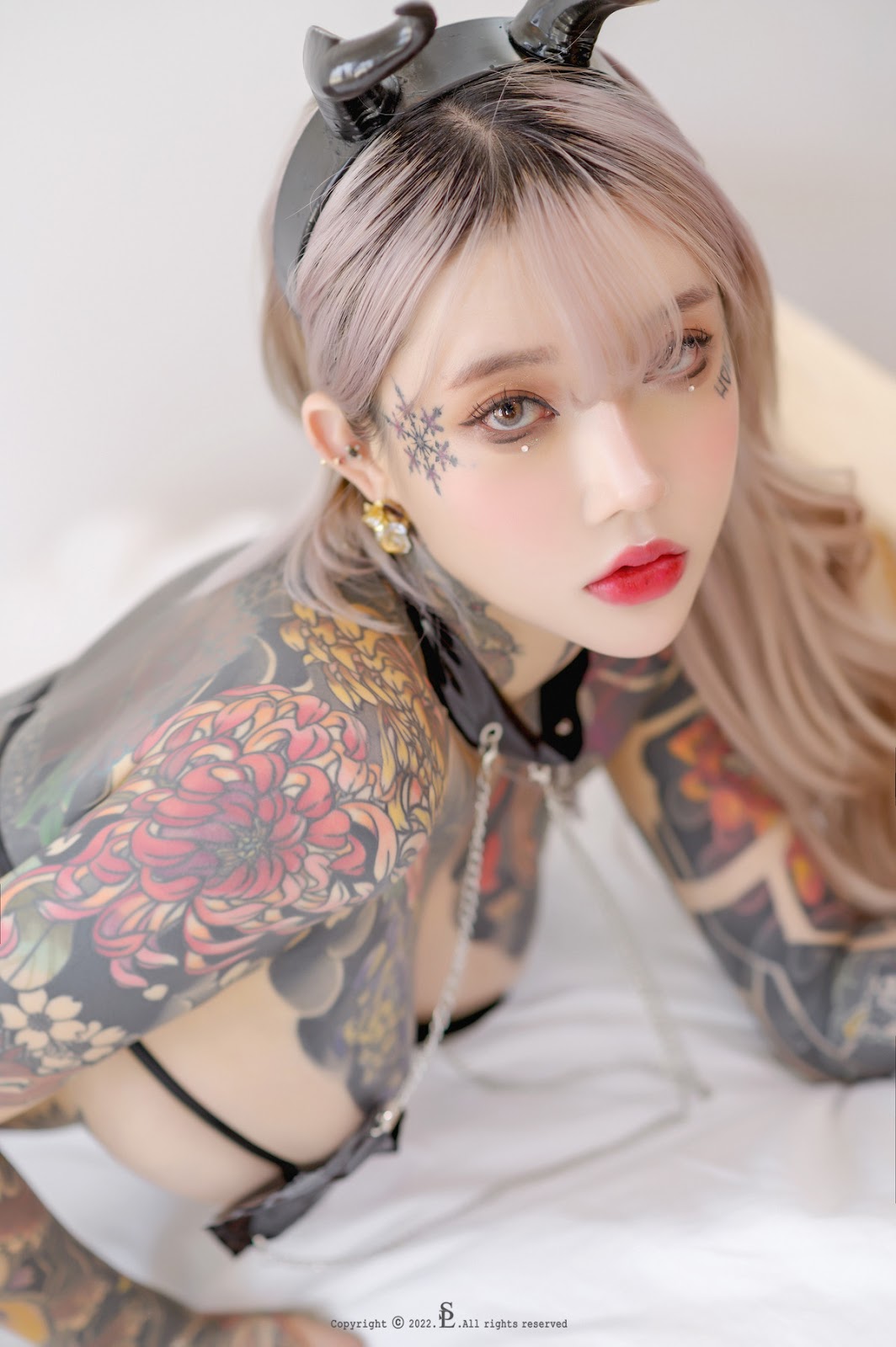 YoKo 요코, [SAINT Photolife] Saint and Devil – Onlyfans Leak