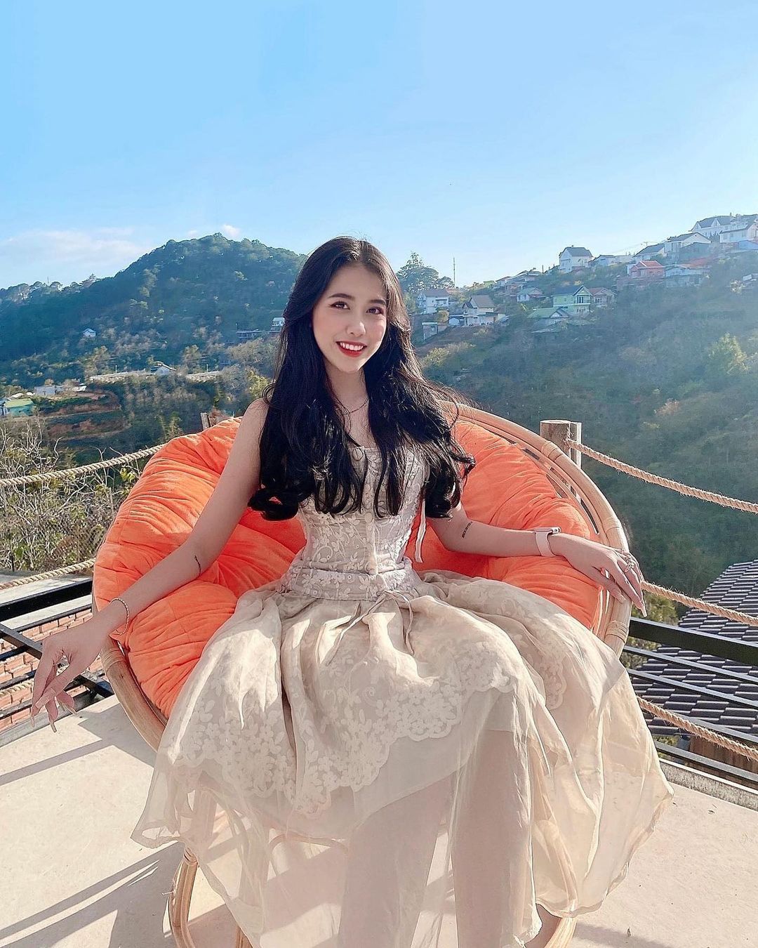 Ảnh 18+ Gái Xinh Instagram Nguyễn Ngọc Thiên Thùy _thinthuy.28_ – Onlyfans Leak
