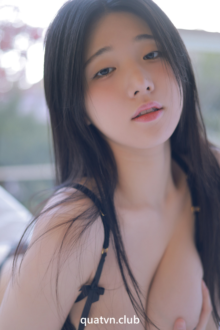 Yeon Woo Album # (105) (Photos)