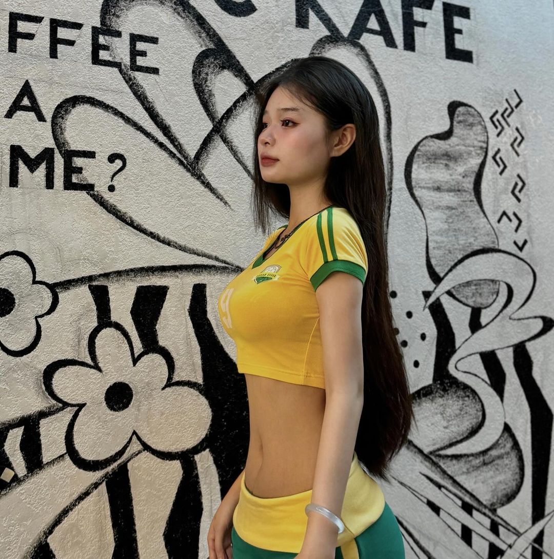 Ảnh 18+ Gái Xinh Facebook Nguyễn Thị Thảo teally2004 teally.ntt n.t.t.1905 – Onlyfans Leak