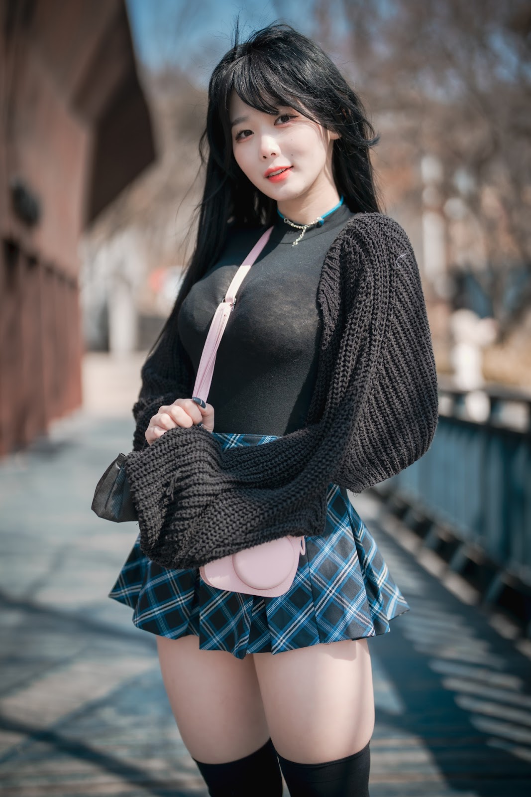 ZIA.Kwon 권지아, [DJAWA] Early Spring Walk in March Set.01