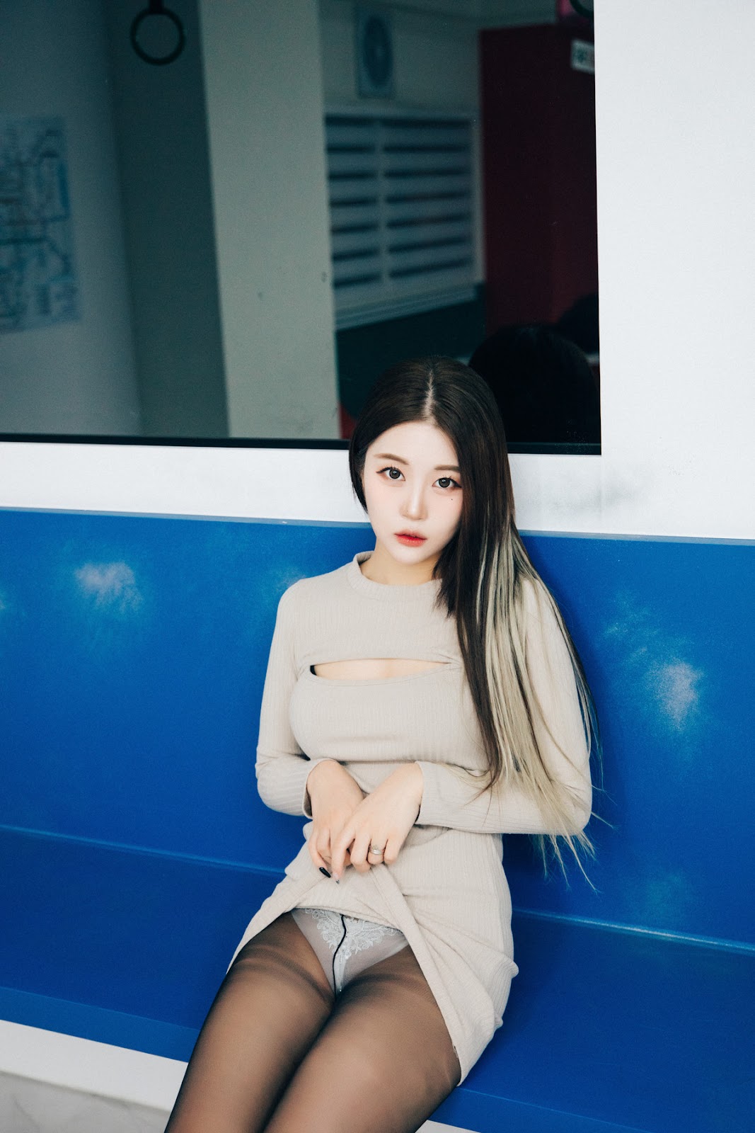 Ảnh Nóng 18+ Gái Xinh Jeong Bomi 정보미, [Loozy] Bondage Subway Set.01