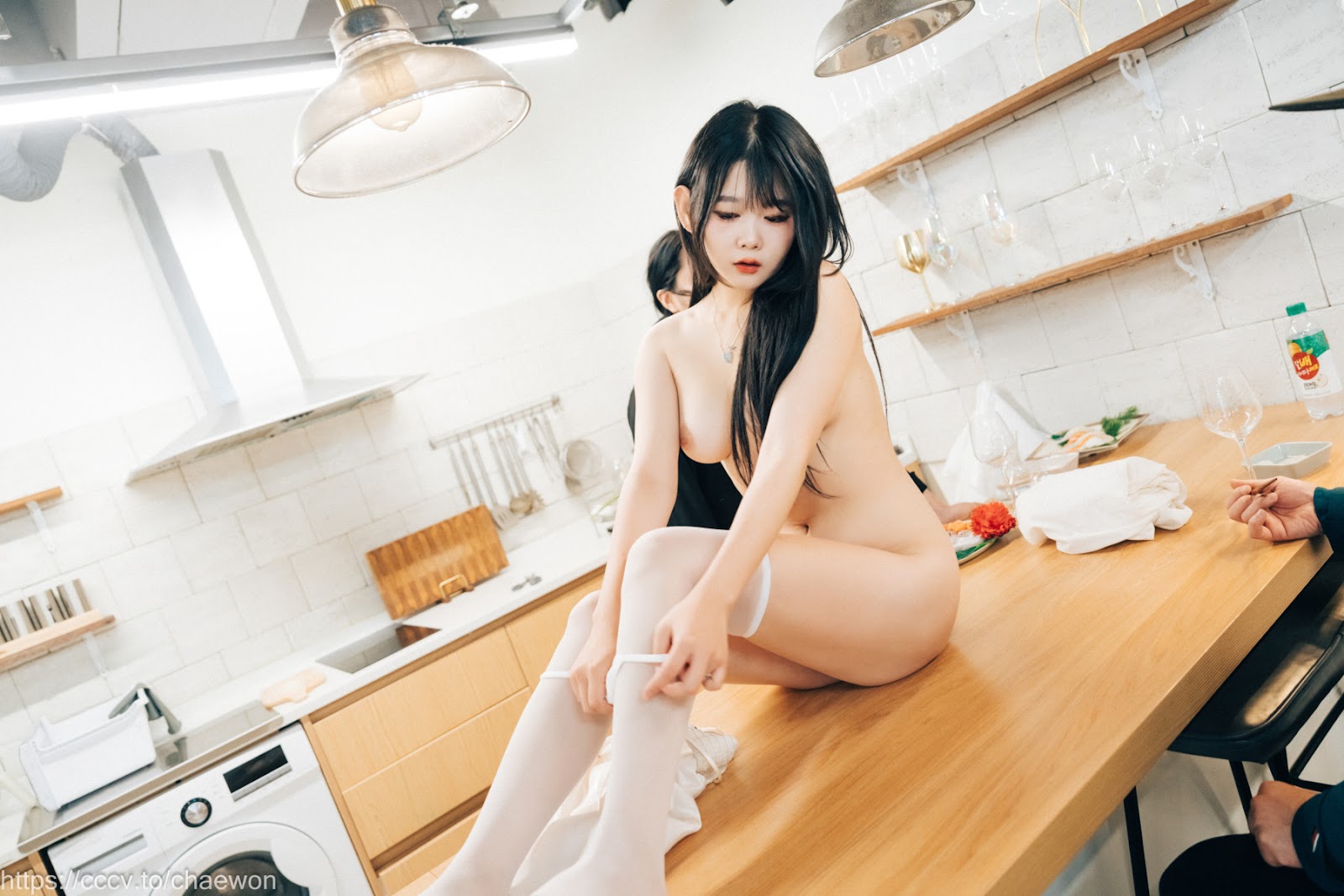 Ảnh Nóng 18+ Gái Xinh ZIA.Kwon 권지아, Loozy “Nyotaimori” Set.01