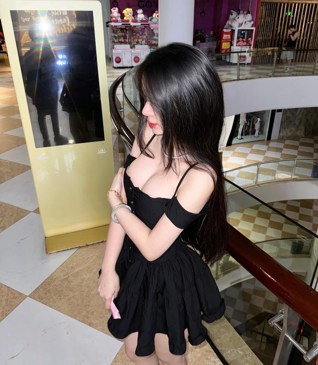 Ảnh 18+ Gái Xinh Facebook Nguyễn Thị Thảo teally2004 teally.ntt n.t.t.1905 – Onlyfans Leak