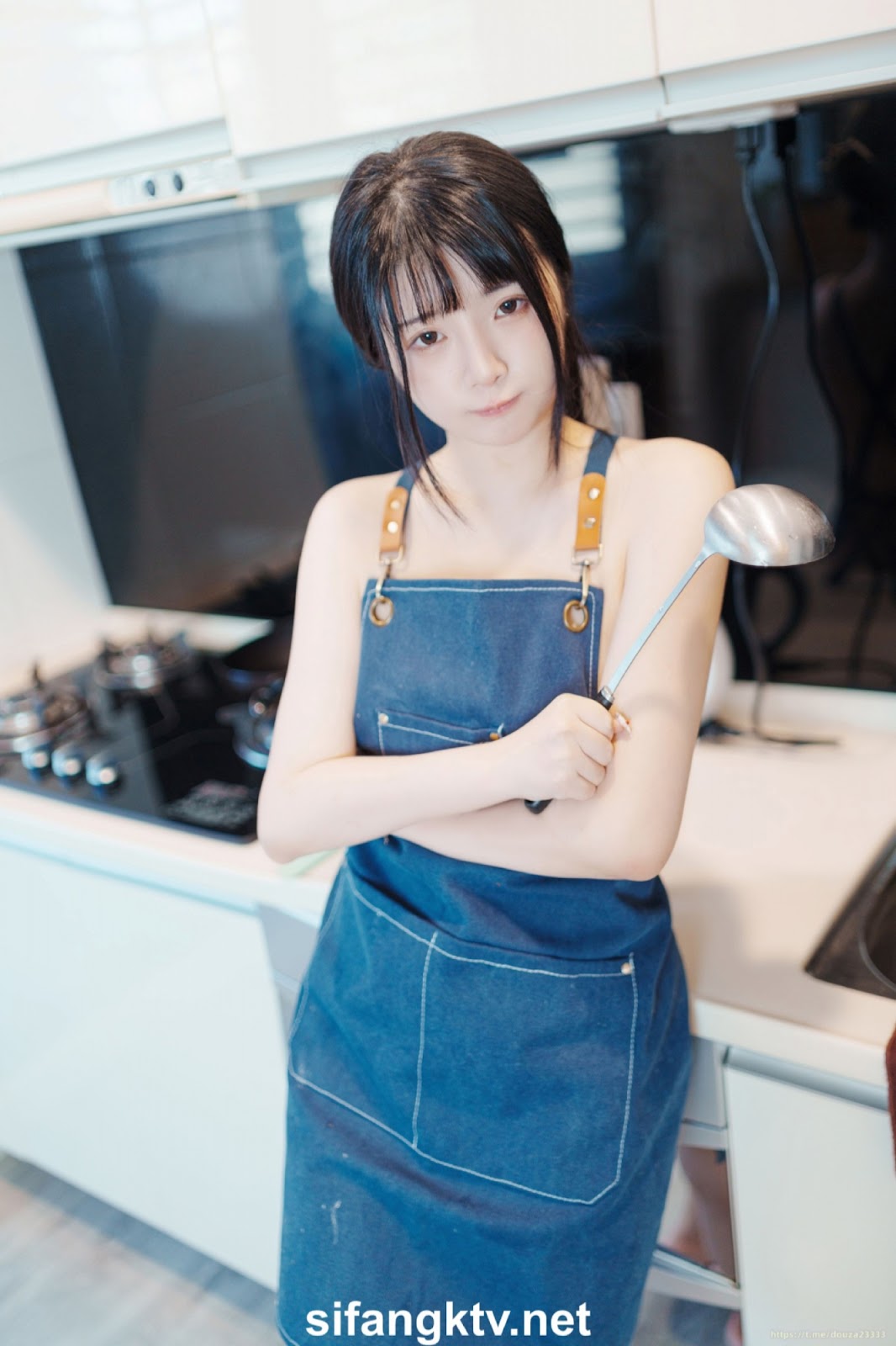 Ảnh Nóng 18+ Gái Xinh Timliao 露出嫩穴勾引你