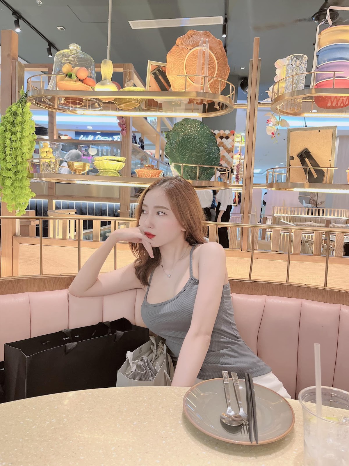 Ảnh Gái Xinh Hot Tiktoker Chinn Thuy Trang Nguyen – chin_19022