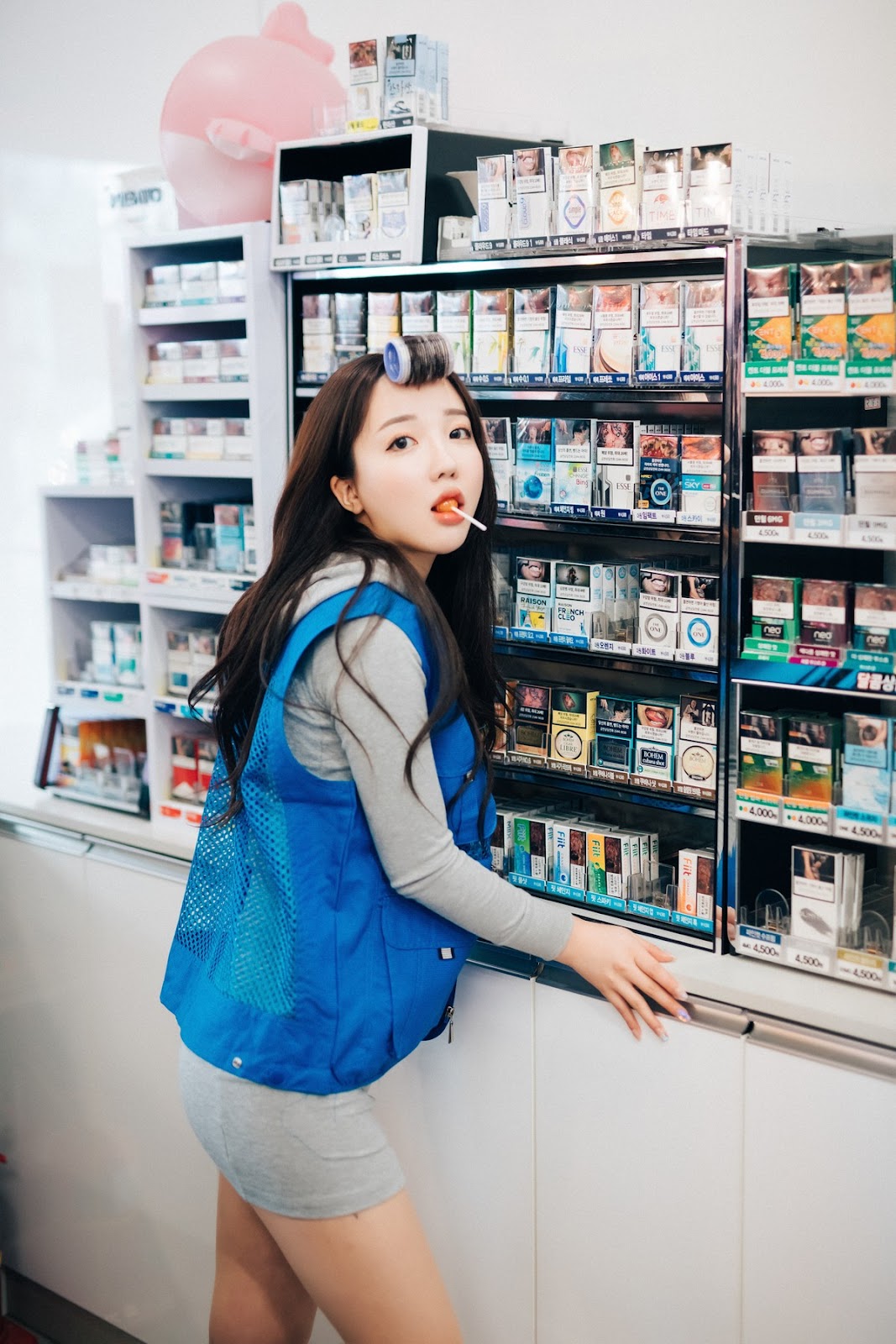 Son Yeeun 손예은, [Loozy] CS Part Timer Set.01