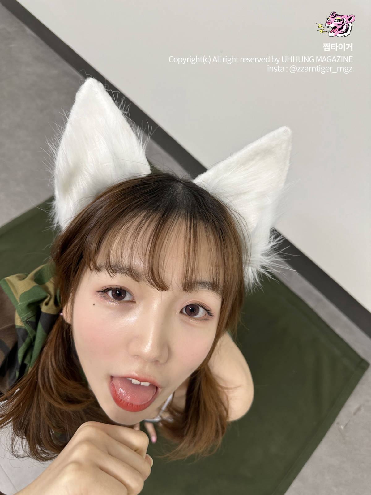Roonvely 윤블리, UHHUNG Magazine Vol.04 “Milltary” Set.04 – Onlyfans Leak