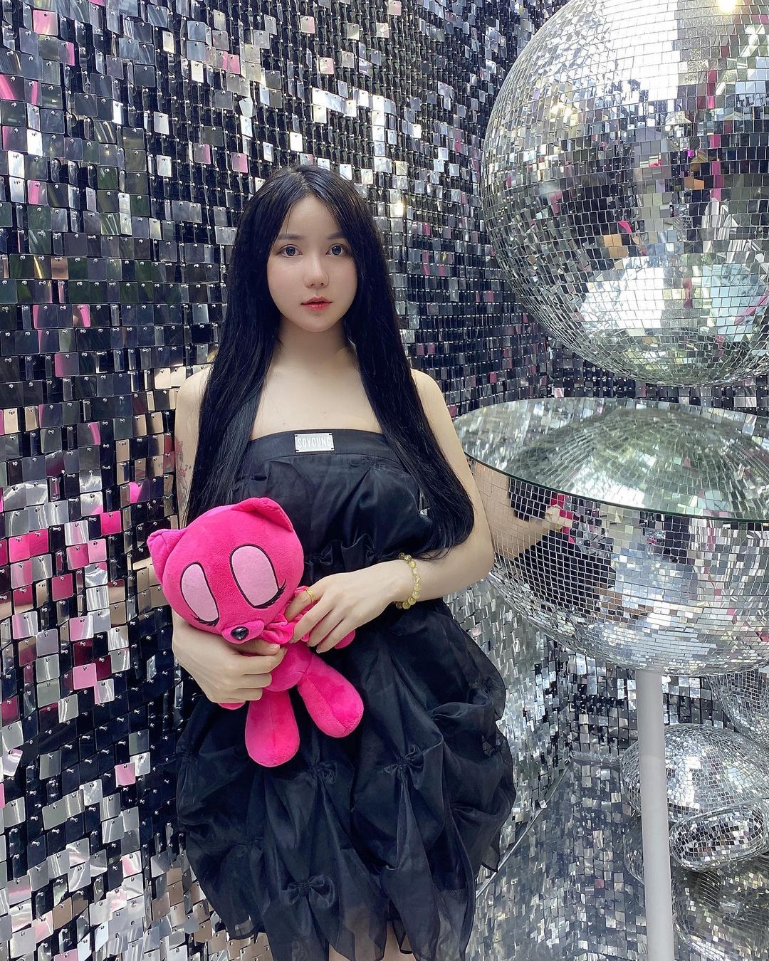 Ảnh 18+ Gái Xinh Tiktok Nguyễn Hương Ly sasami_2k – Onlyfans Leak