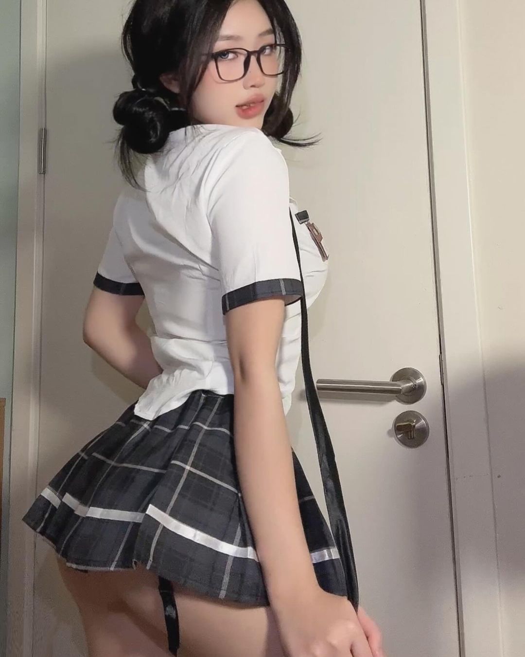 Ảnh 18+ Gái Xinh Instagram Nguyễn Thùy Trang trang_miemie – Onlyfans Leak