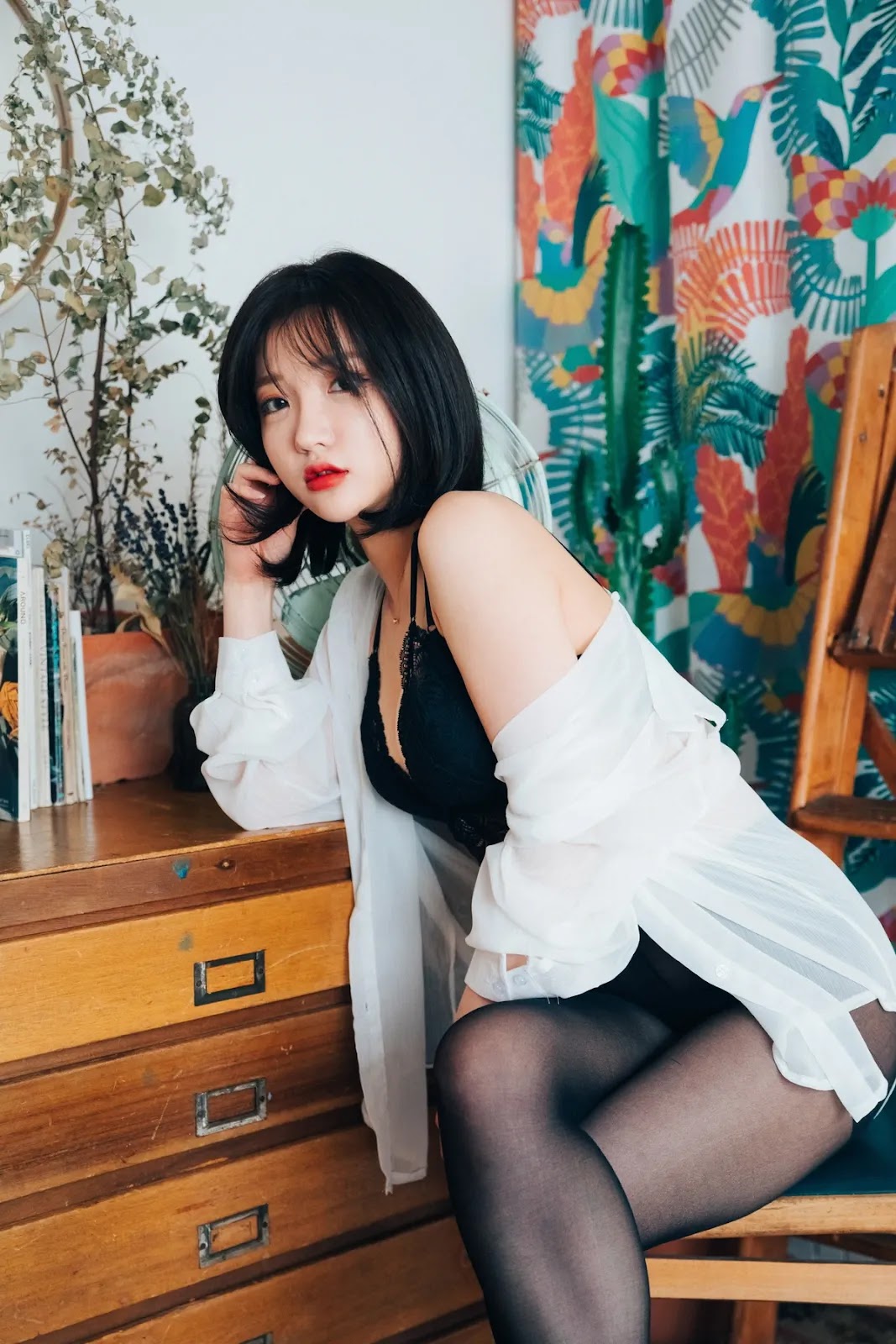 Ảnh Nóng 18+ Gái Xinh Son Yeeun 손예은, [LOOZY] Officegirl’s Vacation Vol.01