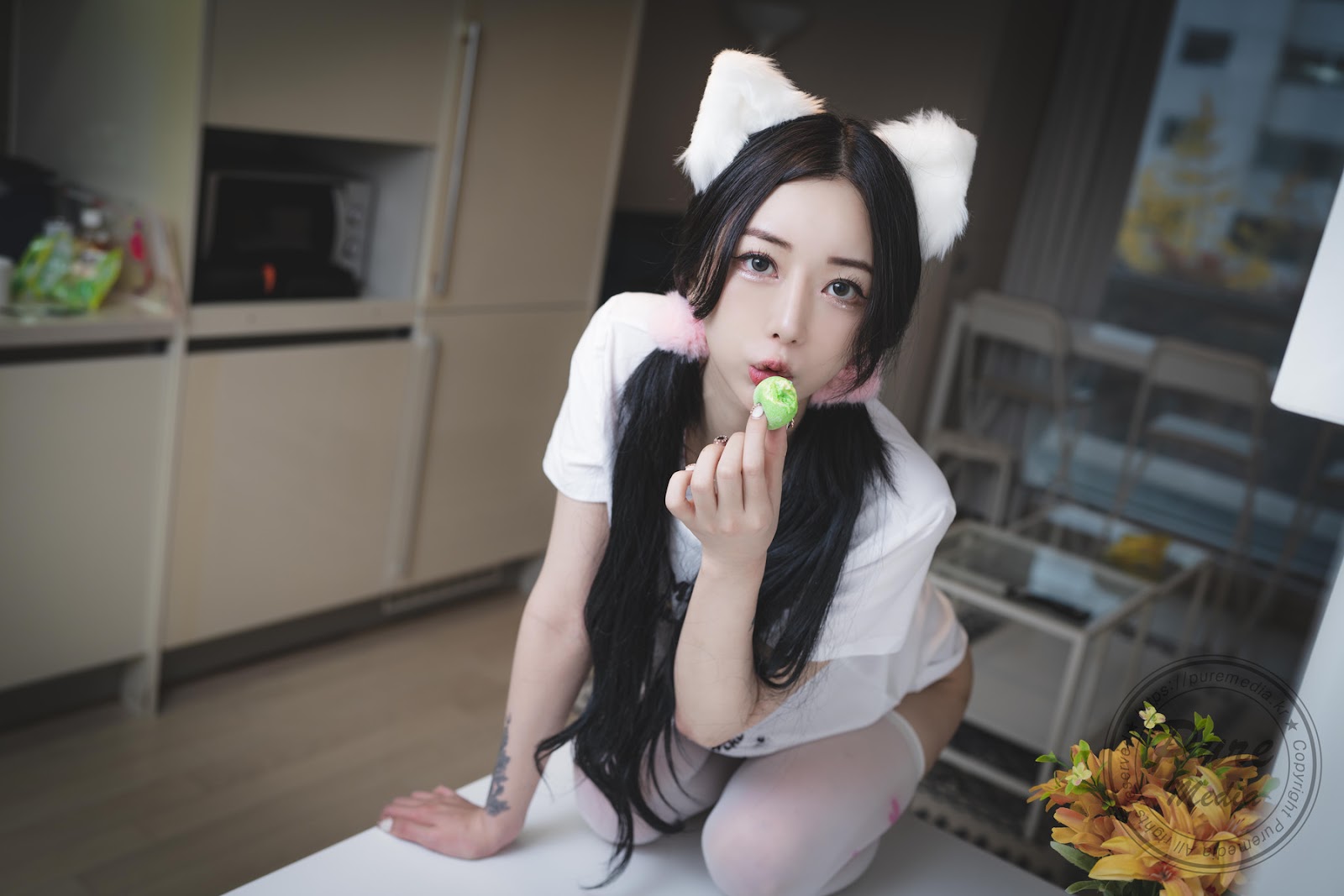 Ảnh Nóng 18+ Gái Xinh Jia 지아, [PURE MEDIA] Naked cat on the sofa Set.01