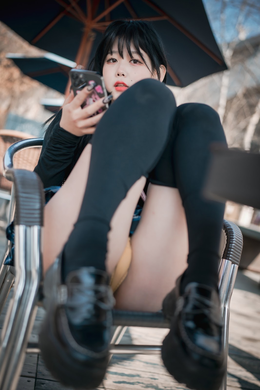 ZIA.Kwon 권지아, [DJAWA] Early Spring Walk in March Set.01