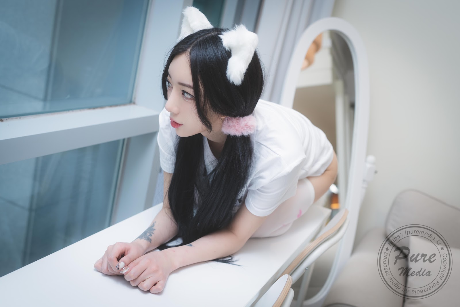 Ảnh Nóng 18+ Gái Xinh Jia 지아, [PURE MEDIA] Naked cat on the sofa Set.01