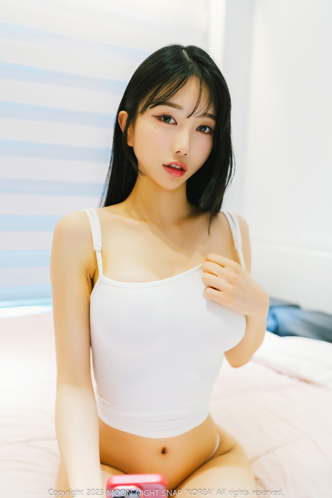 Ảnh Nóng 18+ Gái Xinh Yunjin 챌이, [Moon Night Snap] Yunjin Peeking Set.02 – Onlyfans Leak