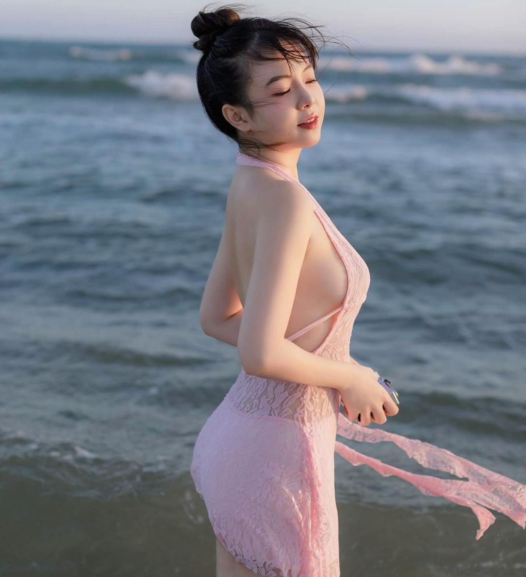 Ảnh 18+ Gái Xinh Facebook Shana Quỳnh Giang giangshana – Onlyfans Leak