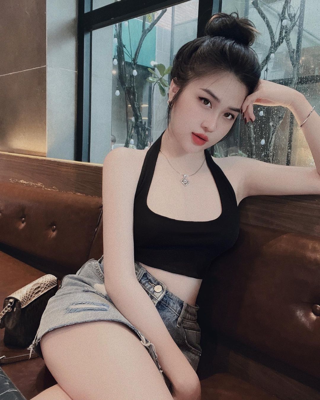 Ảnh 18+ Gái Xinh Facebook Hồ Anh Thư im_hothu – Onlyfans Leak