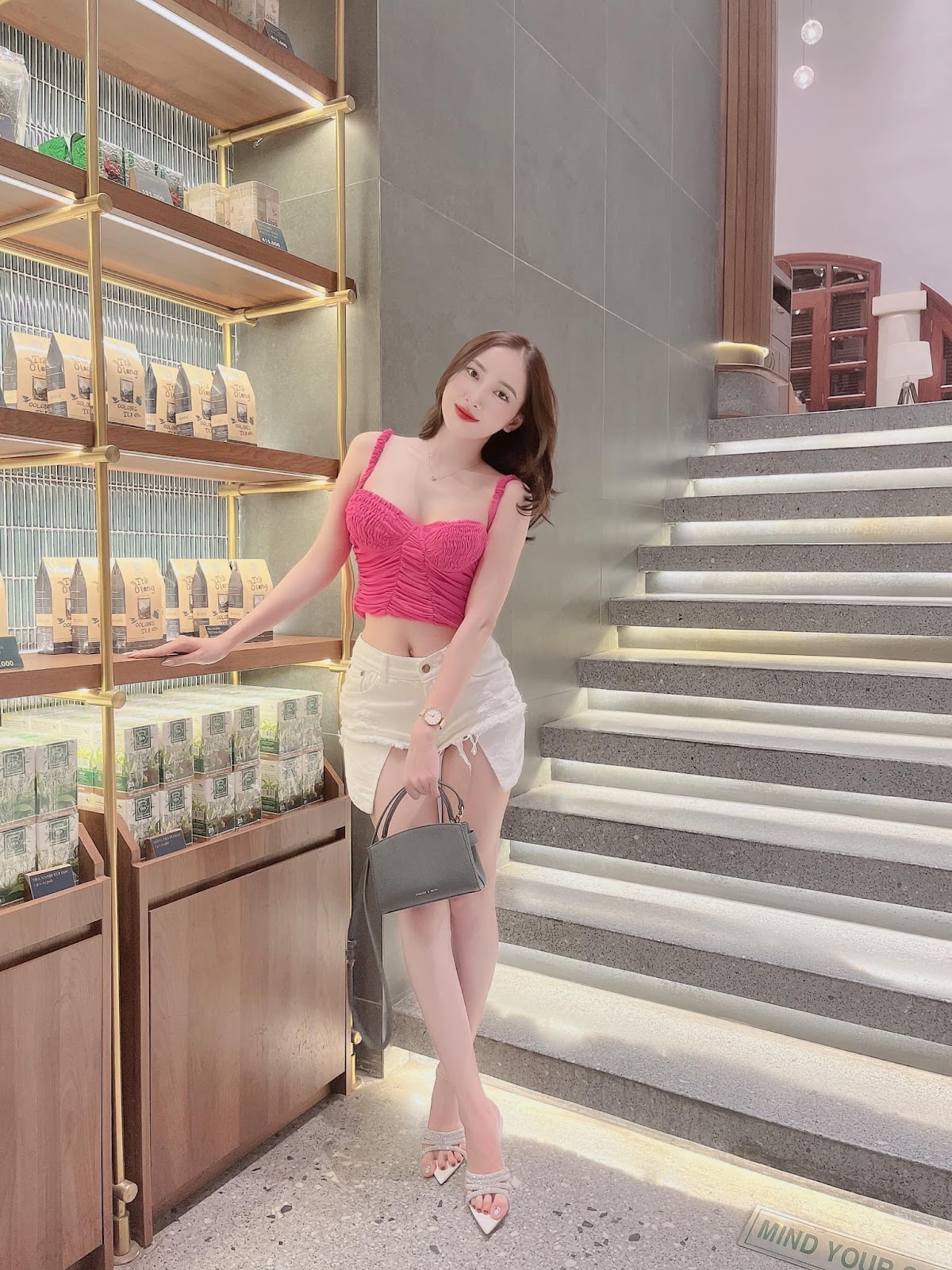 Ảnh Gái Xinh Hot Tiktoker Chinn Thuy Trang Nguyen – chin_19022