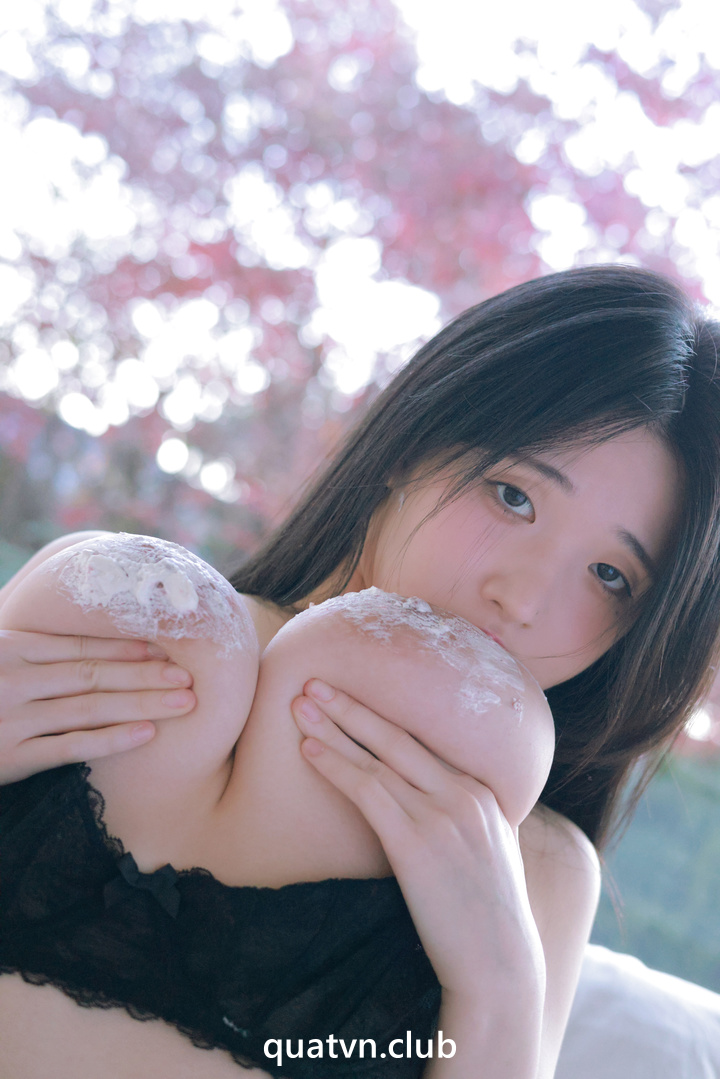 Yeon Woo Album # (105) (Photos)