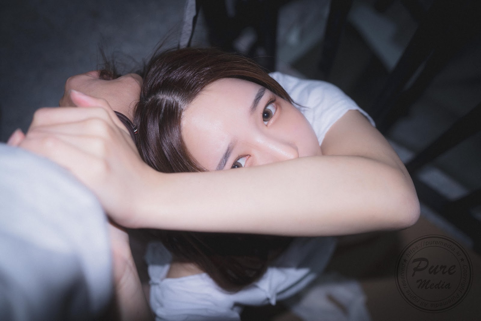 Ảnh 18+ Gái Xinh Yeha 예하, [PURE MEDIA] Vol.265 Hungry Bitch in The Stairwell Set.01