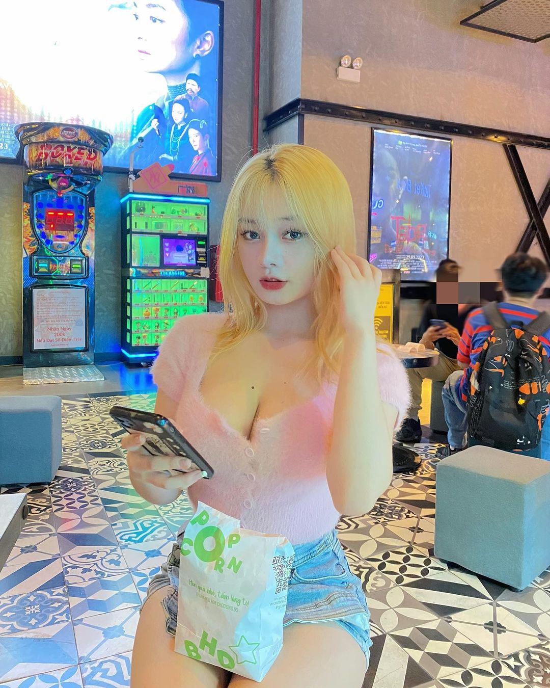 Ảnh 18+ Gái Xinh Tiktok Phạm Phương Linh linnntitxinhnhat – Onlyfans Leak
