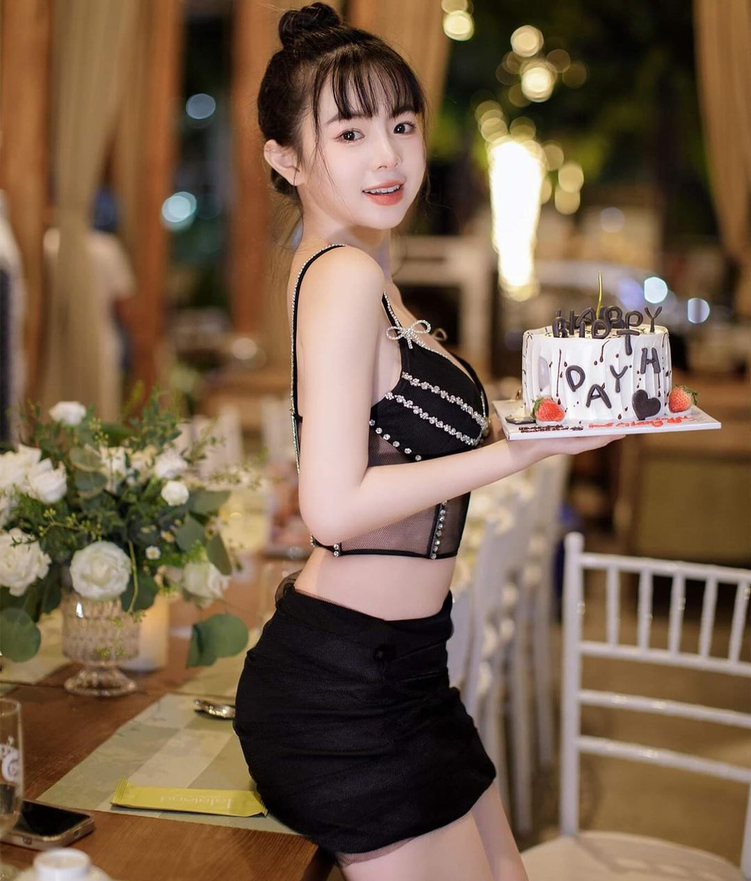 Ảnh 18+ Gái Xinh Facebook Shana Quỳnh Giang giangshana – Onlyfans Leak