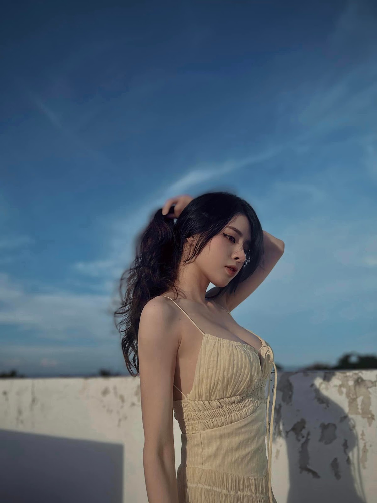 Ảnh Gái Xinh Instagram Hạnh Bích Trần Chen Bi Xing – __hanhbichtran__