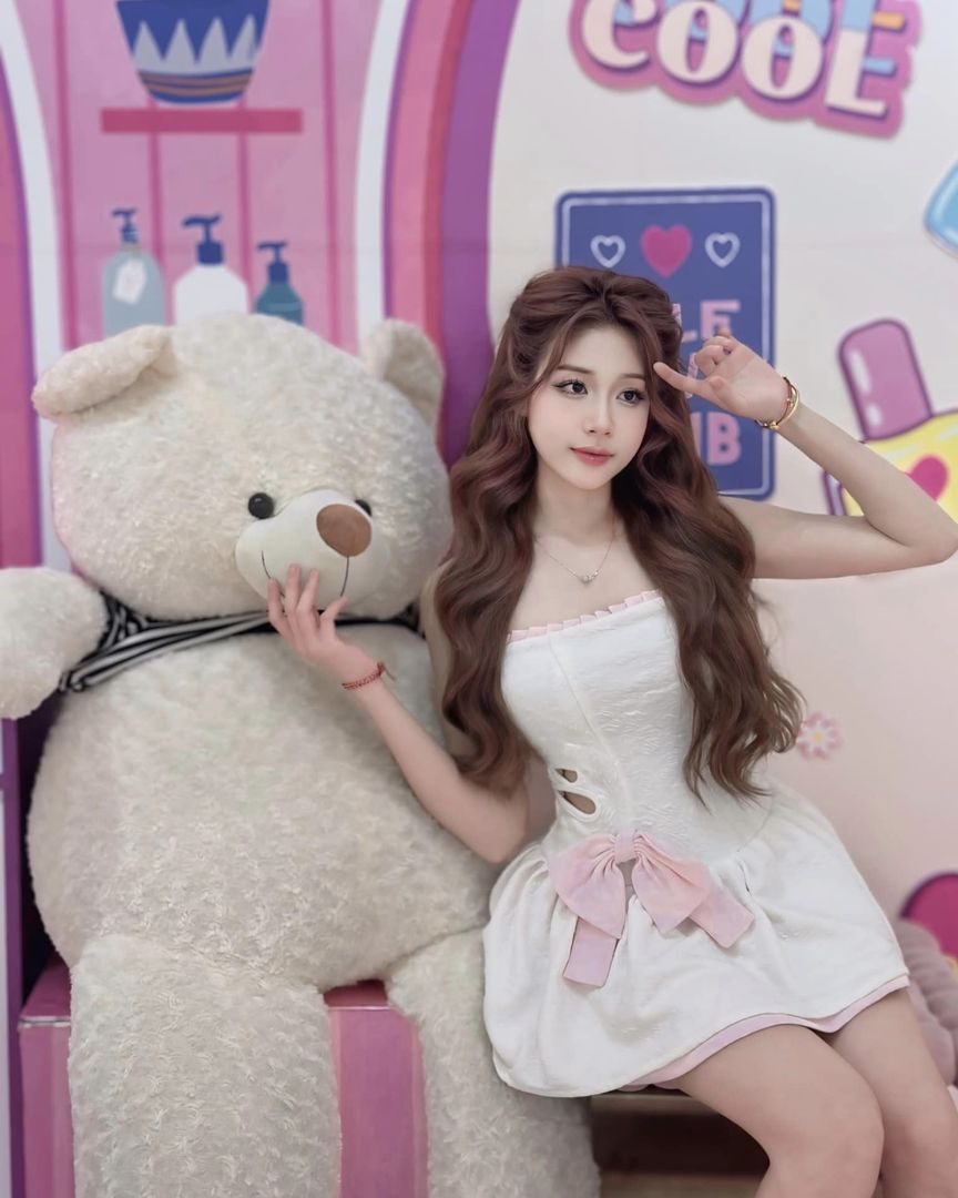 Ảnh 18+ Gái Xinh Instagram Nguyễn Trà My teamy_99 – Onlyfans Leak