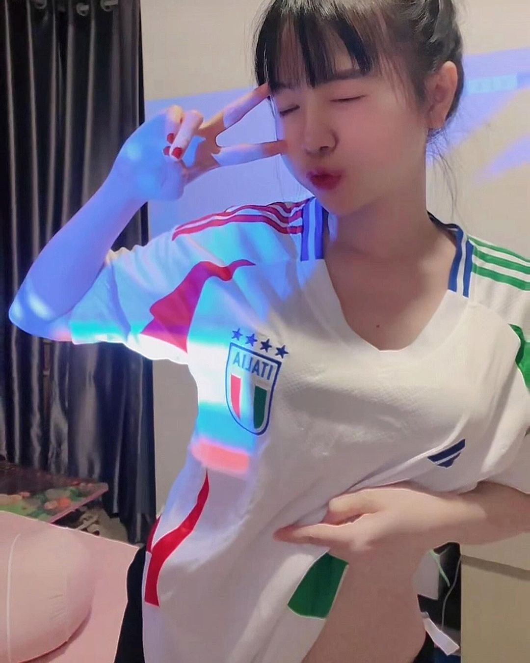 Ảnh 18+ Gái Xinh Facebook Shana Quỳnh Giang giangshana – Onlyfans Leak