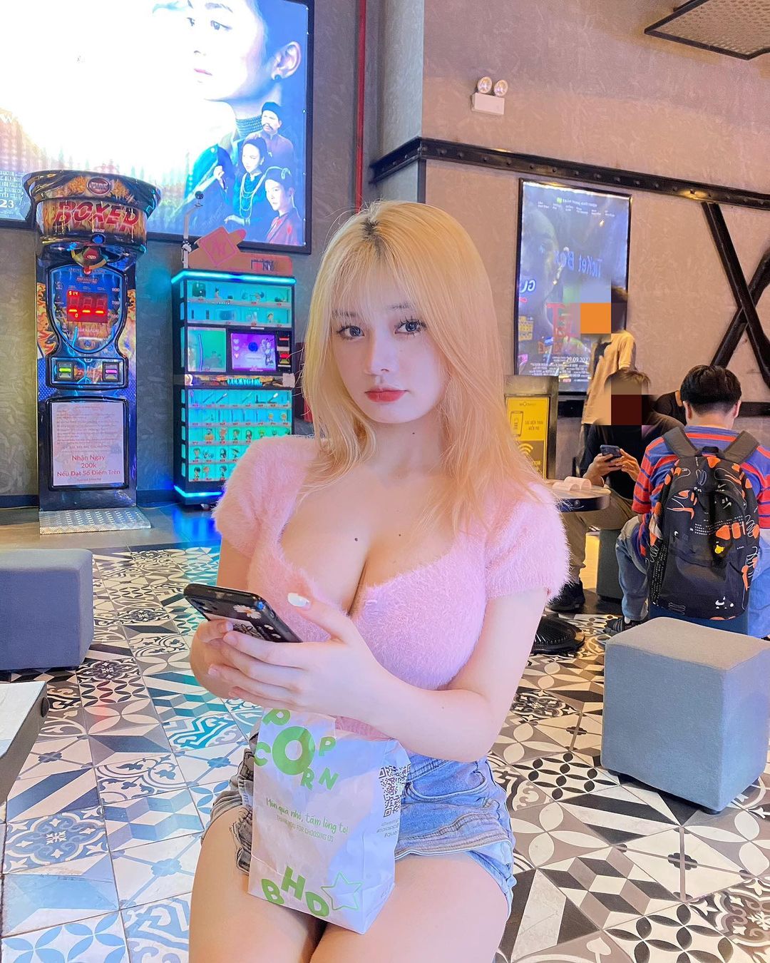 Ảnh 18+ Gái Xinh Tiktok Phạm Phương Linh linnntitxinhnhat – Onlyfans Leak