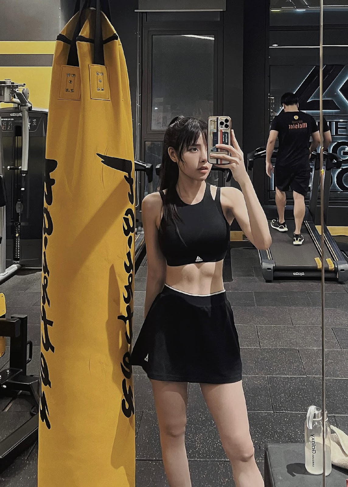 Ảnh Gái Xinh Instagram Hạnh Bích Trần Chen Bi Xing – __hanhbichtran__