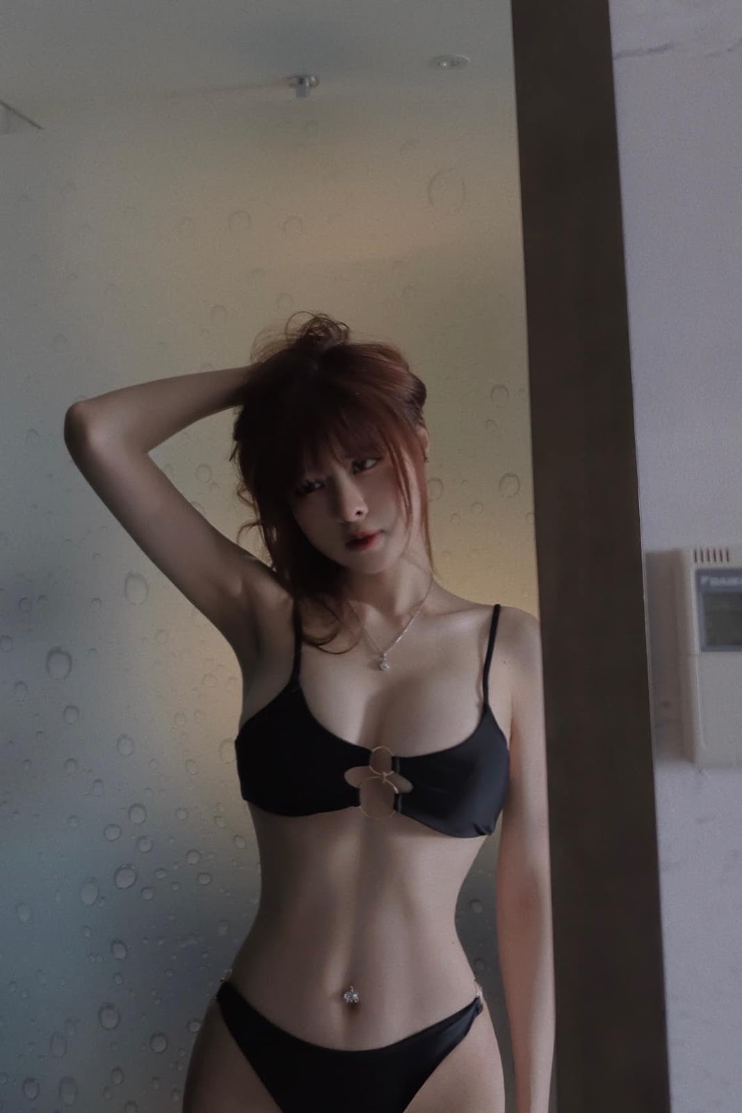 Ảnh Gái Xinh Instagram Hạnh Bích Trần Chen Bi Xing – __hanhbichtran__