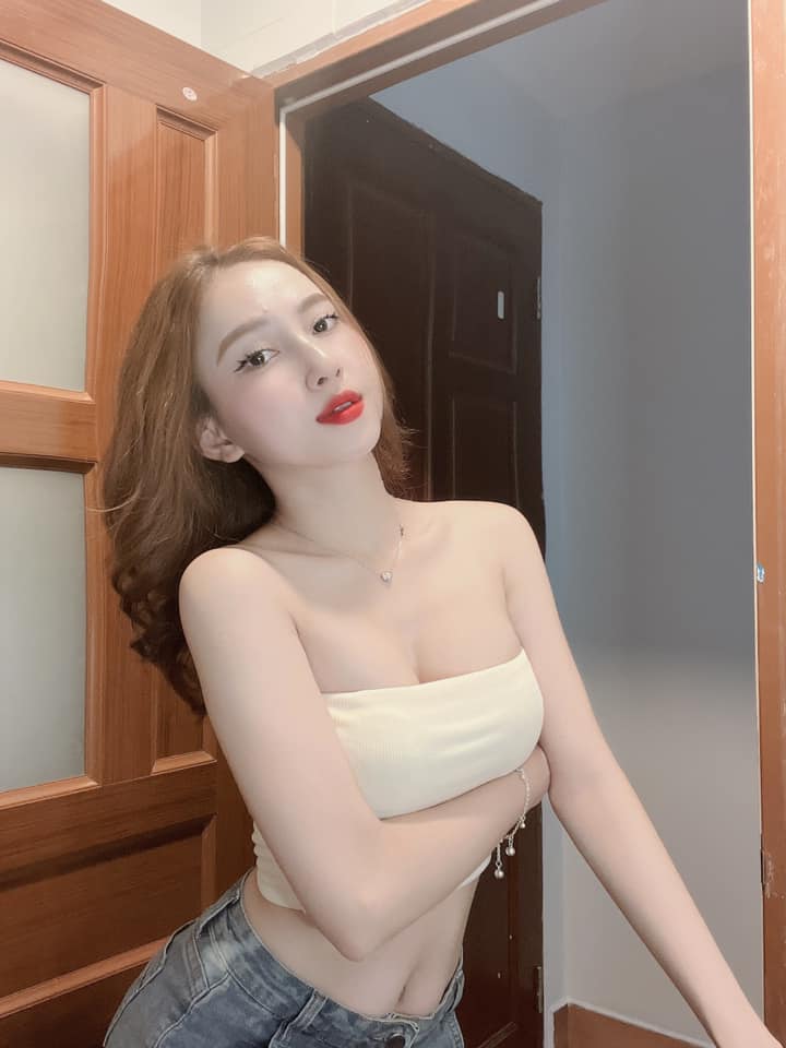 Ảnh Gái Xinh Hot Tiktoker Chinn Thuy Trang Nguyen – chin_19022