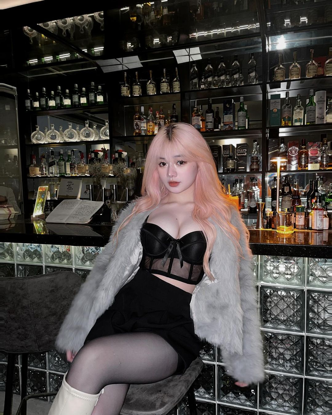 Ảnh 18+ Gái Xinh Tiktok Phạm Phương Linh linnntitxinhnhat – Onlyfans Leak