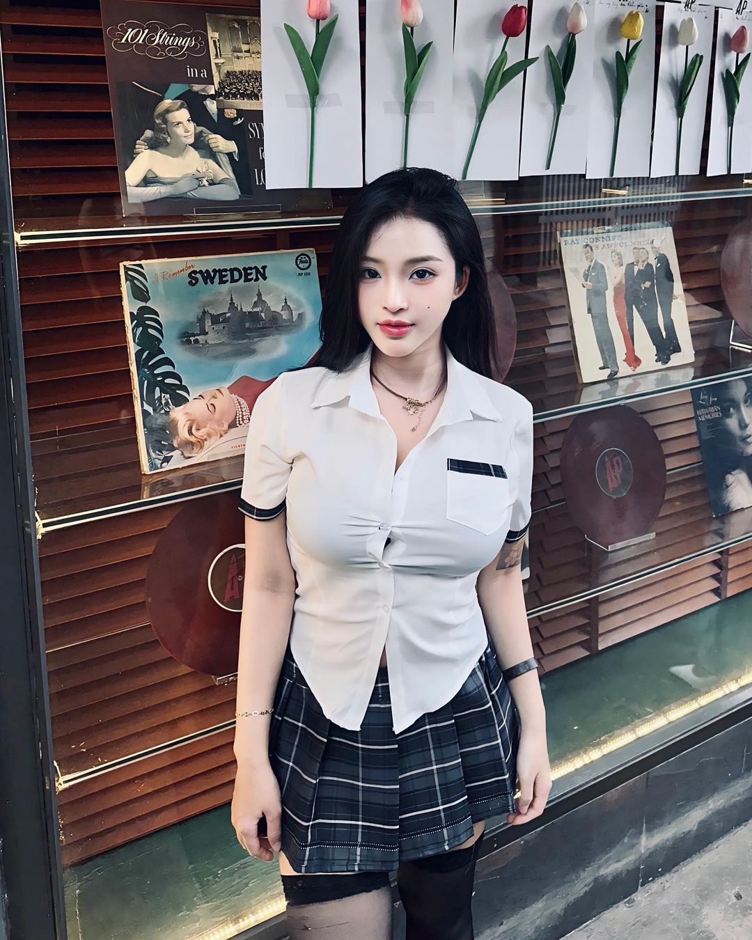 Ảnh 18+ Gái Xinh Tiktok Phan Thị Bảo Trân baotran16tui – Onlyfans Leak