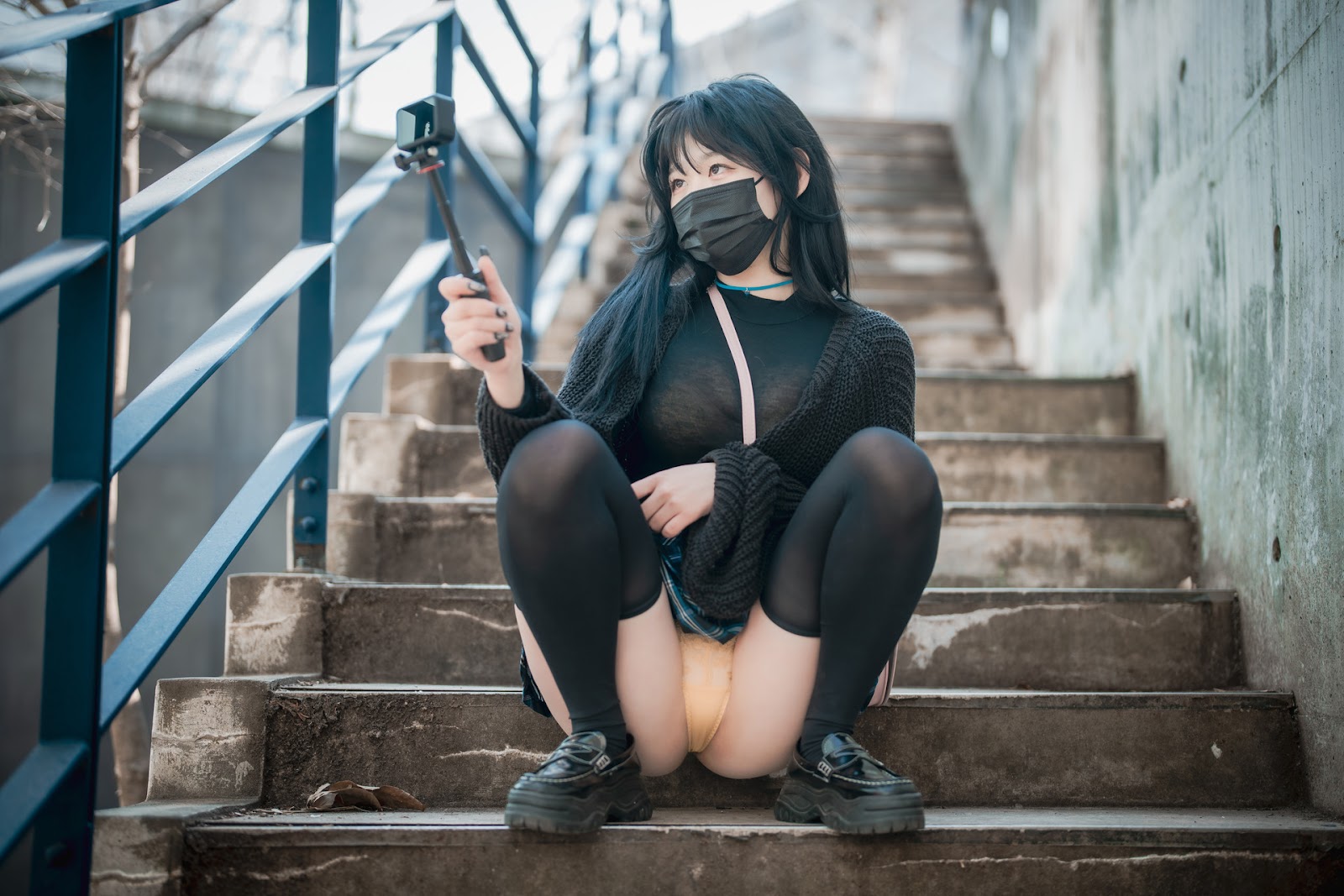 ZIA.Kwon 권지아, [DJAWA] Early Spring Walk in March Set.01