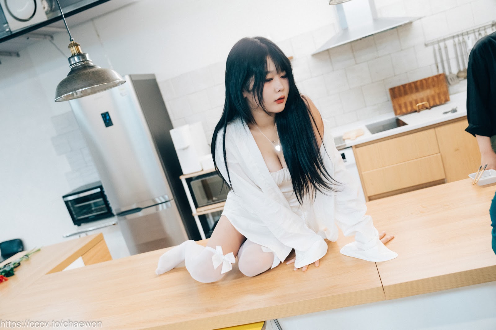 Ảnh Nóng 18+ Gái Xinh ZIA.Kwon 권지아, Loozy “Nyotaimori” Set.01