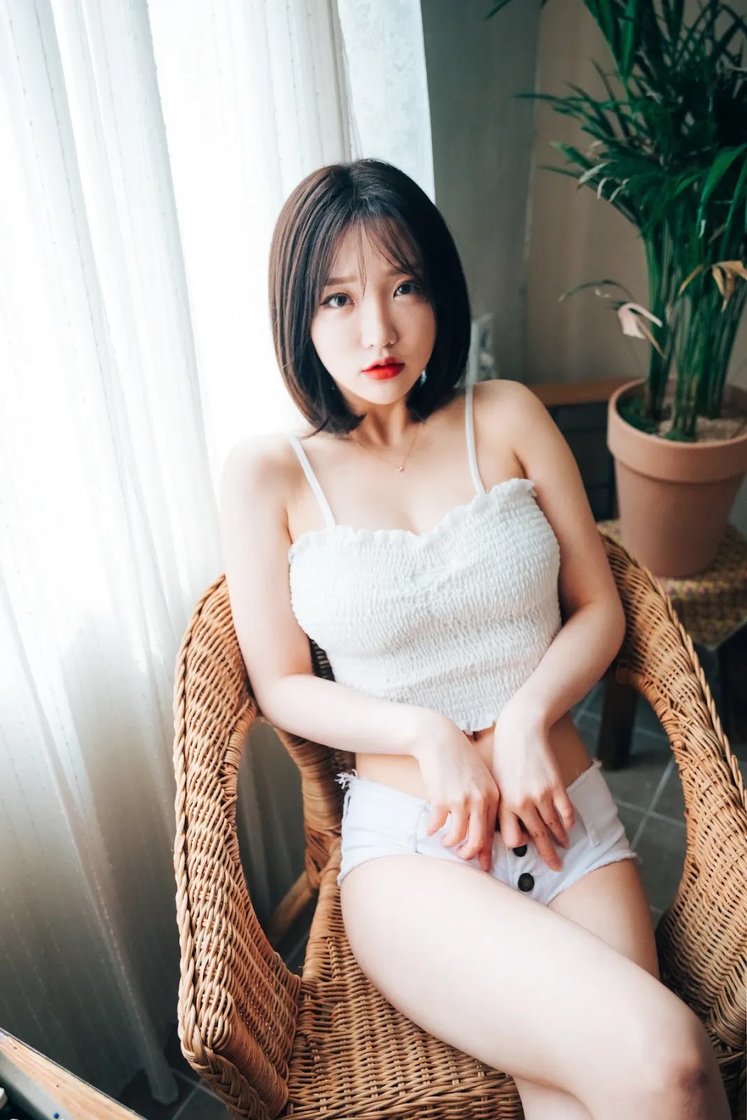 Ảnh Nóng 18+ Gái Xinh Son Yeeun 손예은, [LOOZY] Officegirl’s Vacation Vol.01